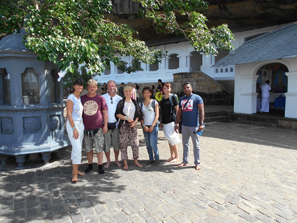 %_tempFileNameDambulla%20Tempel%